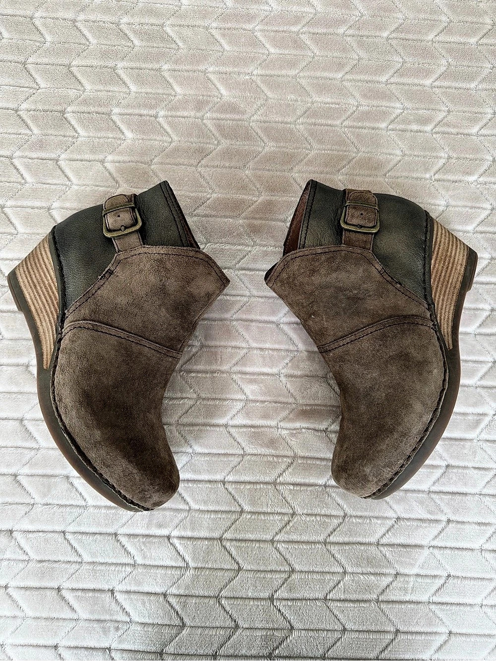 Dansko Shirley Wedge Ankle Boots Brown Leather size 39 US 8.5-9
